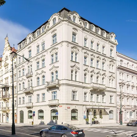 Western Moran 4* Прага