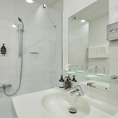 Western Moran 4* Praga