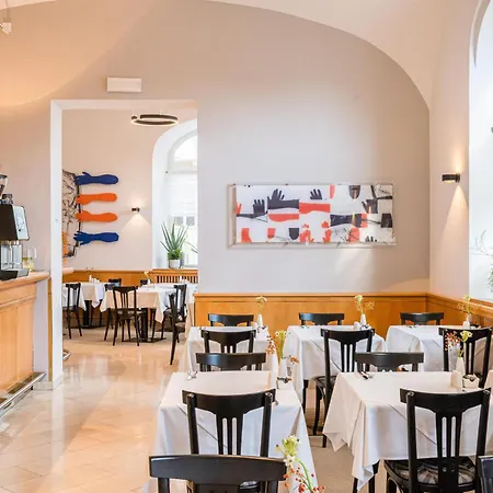 Western Moran Hotel 4*