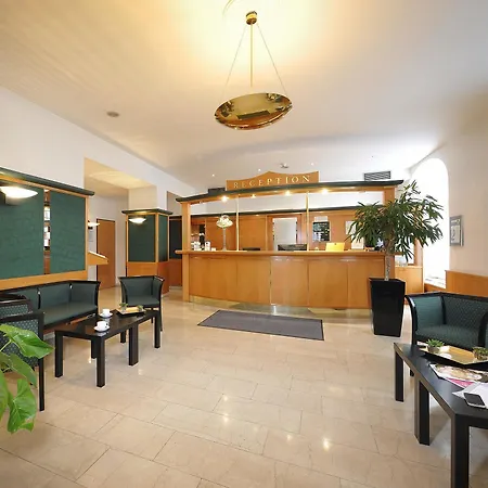 Western Moran Hotel 4*