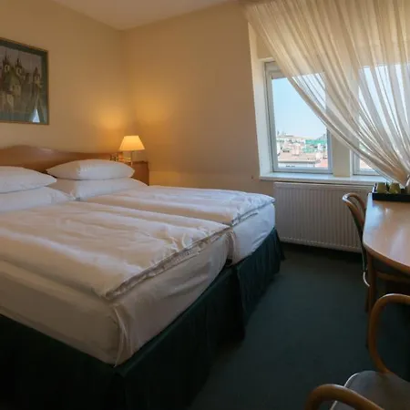 Western Moran 4* Praga